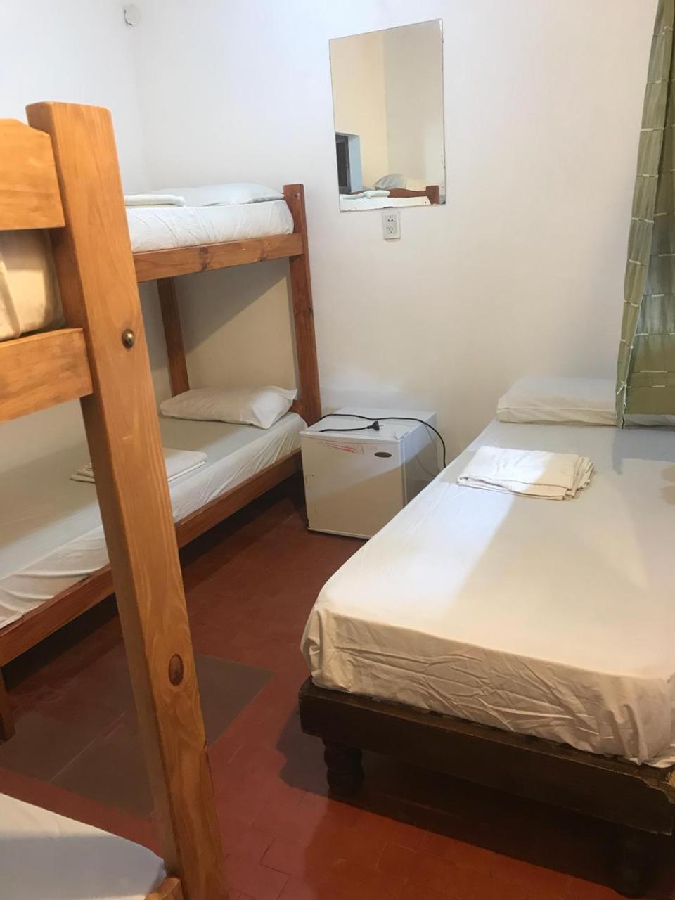 Hostel El Galeon Вилья-Хесель Экстерьер фото